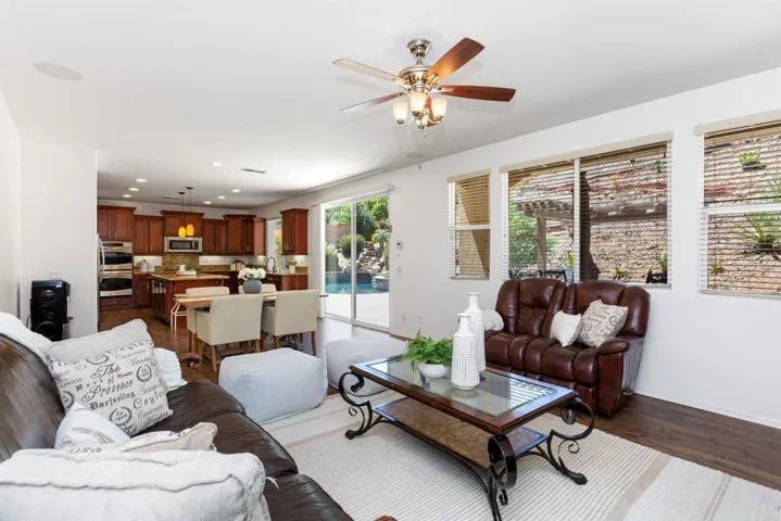 1062 Vega Way, San Marcos, California 92078