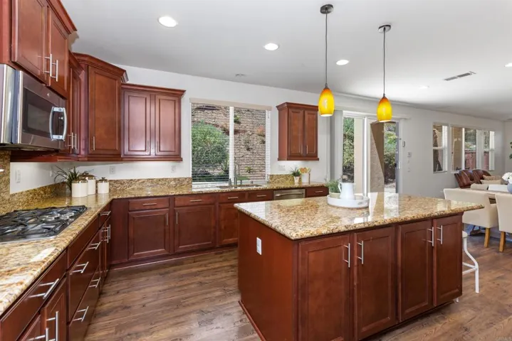 1062 Vega Way, San Marcos, California 92078