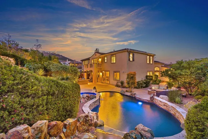 1062 Vega Way, San Marcos, California 92078
