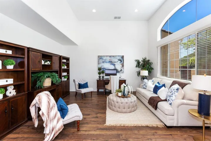1062 Vega Way, San Marcos, California 92078