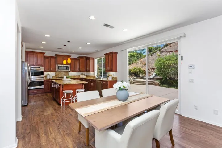 1062 Vega Way, San Marcos, California 92078