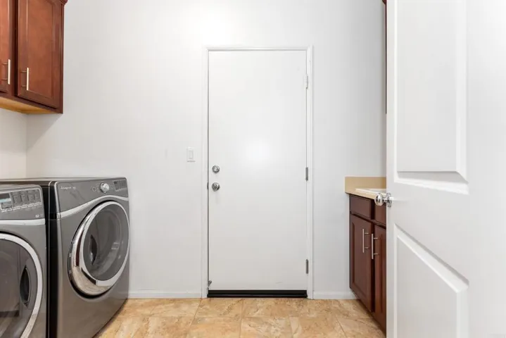 1062 Vega Way, San Marcos, California 92078