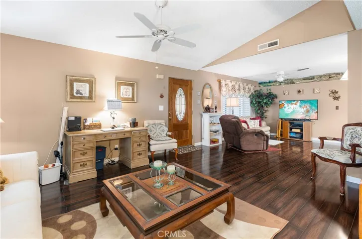 1212 Yellowood Drive, Hemet, California 92545