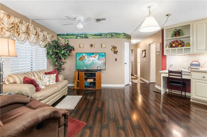 1212 Yellowood Drive, Hemet, California 92545