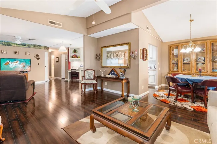1212 Yellowood Drive, Hemet, California 92545