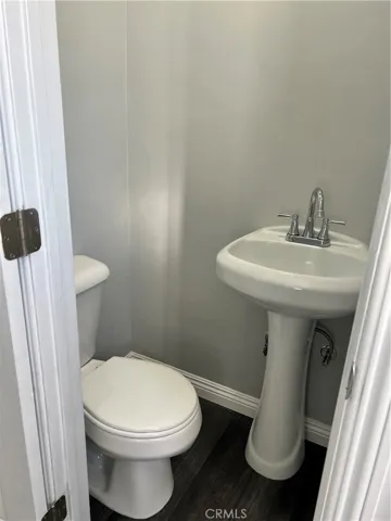 1/4 bath