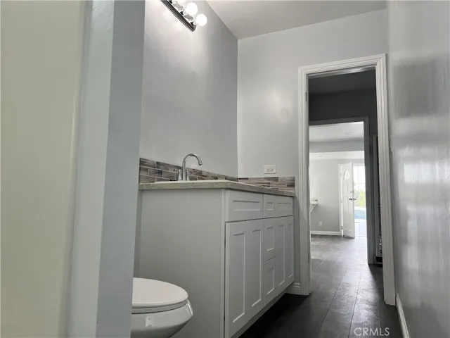 Main Full Bath