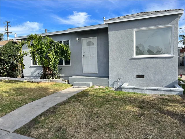 8622 Zamora Avenue, Los Angeles, California 90002