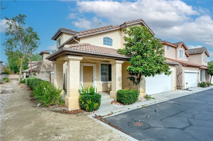 273 Early Dawn Lane, Simi Valley, California 93065