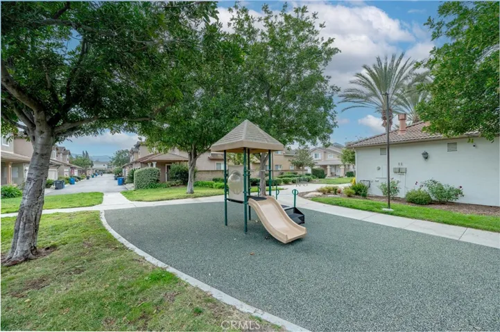 273 Early Dawn Lane, Simi Valley, California 93065