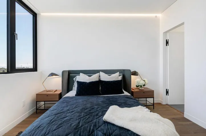 1040 Laurel Street, San Carlos, California 94070