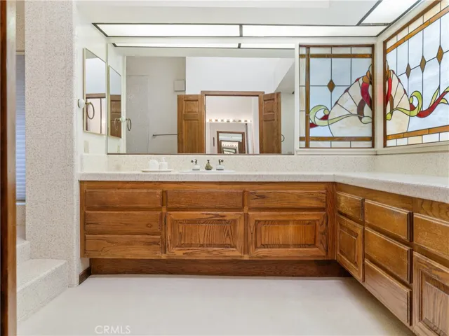 25 Mela Lane, Rancho Palos Verdes, California 90275