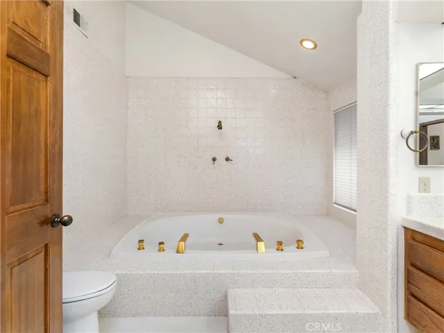 25 Mela Lane, Rancho Palos Verdes, California 90275