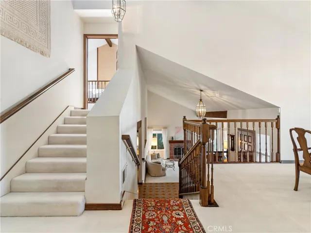 25 Mela Lane, Rancho Palos Verdes, California 90275