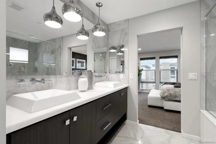 Primary Bath/Spa