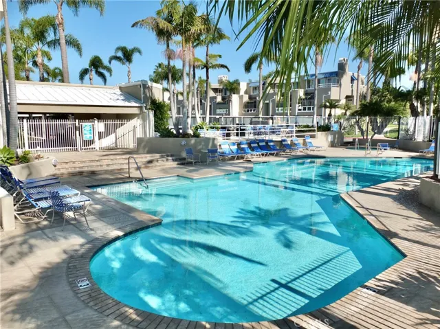 Association pool