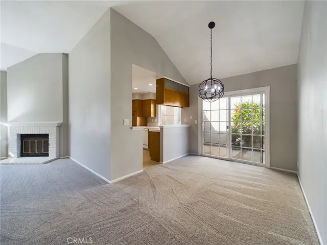 23 Edgestone 139, Irvine, California 92606