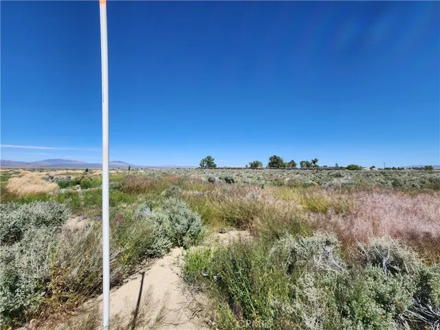 1 Ac Near Sunset Road, Lucerne Valley, California 92356