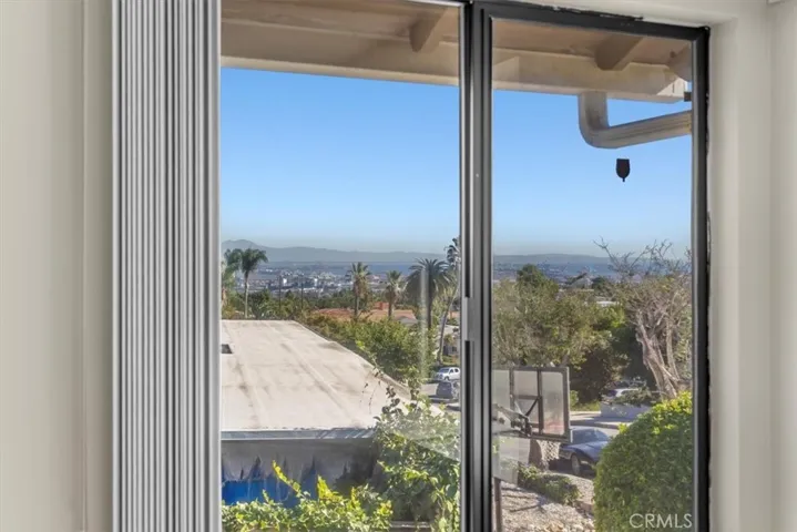 2071 Upland Street, Rancho Palos Verdes, California 90275