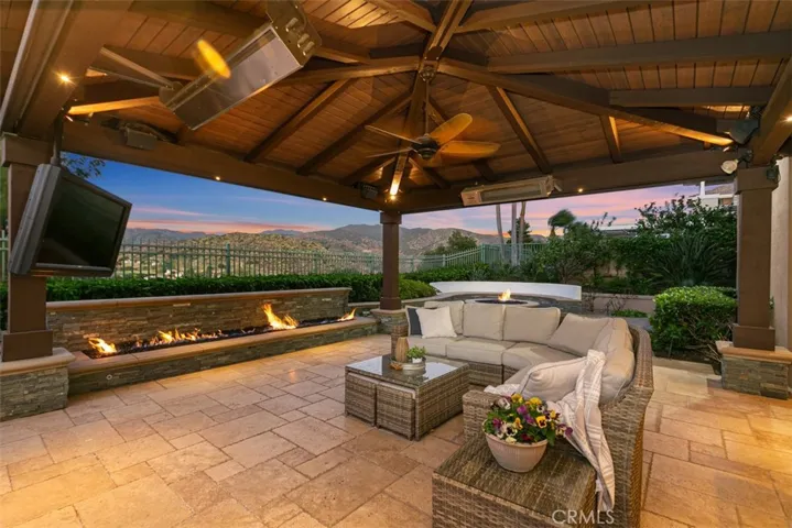 16 Mountain Laurel, Rancho Santa Margarita, California 92679