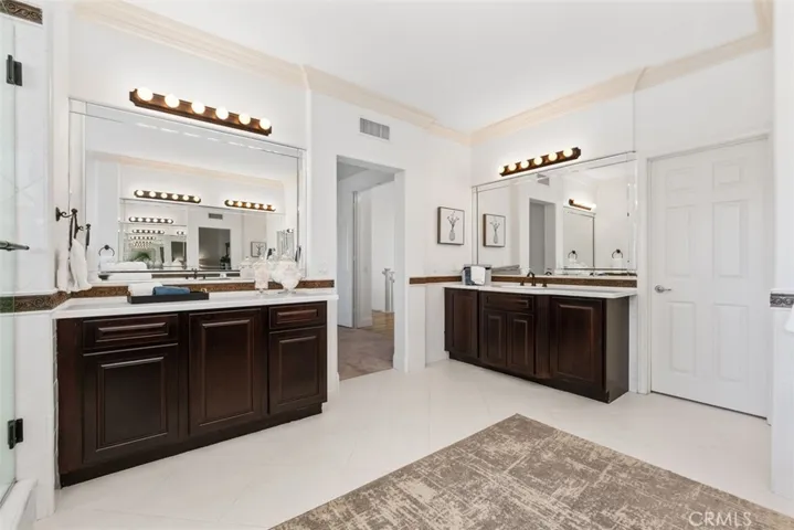 16 Mountain Laurel, Rancho Santa Margarita, California 92679