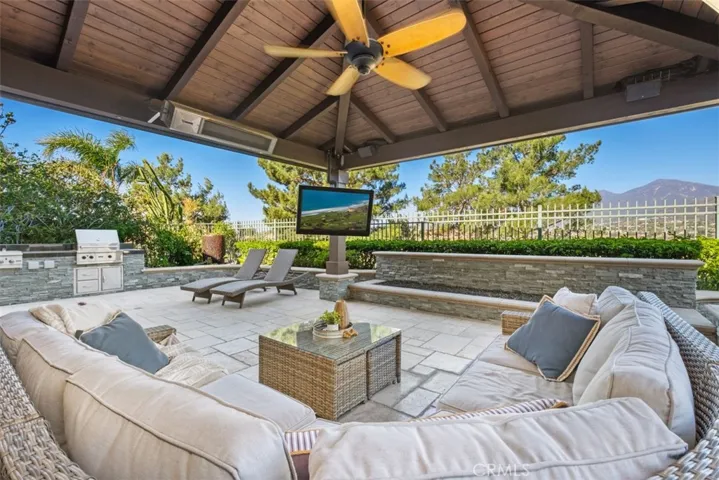 16 Mountain Laurel, Rancho Santa Margarita, California 92679