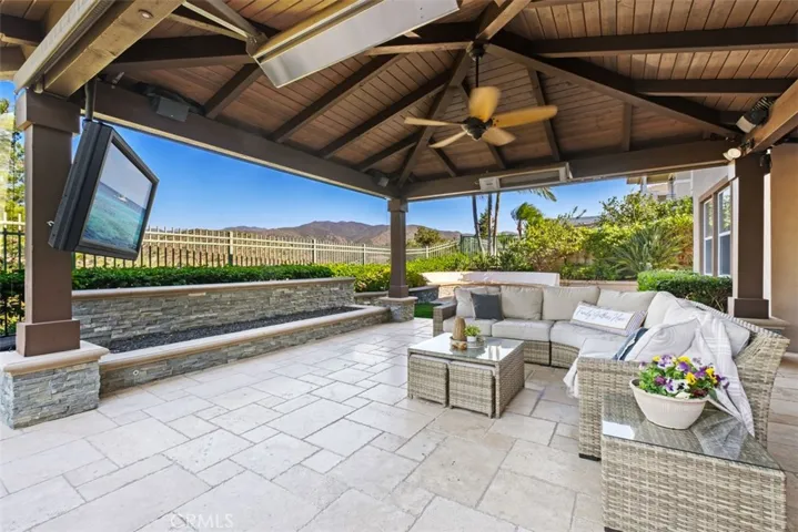 16 Mountain Laurel, Rancho Santa Margarita, California 92679