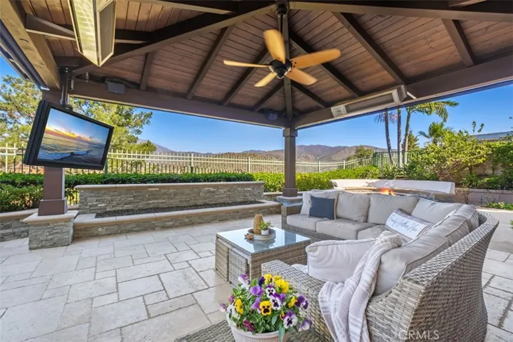 16 Mountain Laurel, Rancho Santa Margarita, California 92679