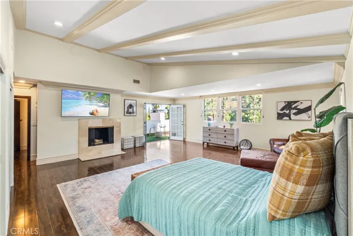 4501 Grimes Place, Encino, California 91316