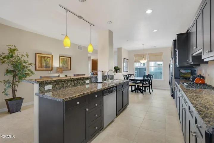 007_1532-seabridge-ln-oxnard-ca-usa-012