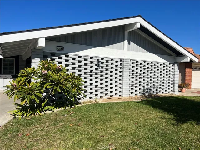 13215 Hart Place, Cerritos, California 90703