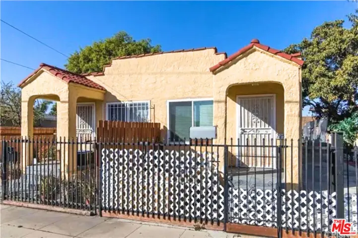 2251 E 105th Street, Los Angeles, California 90002