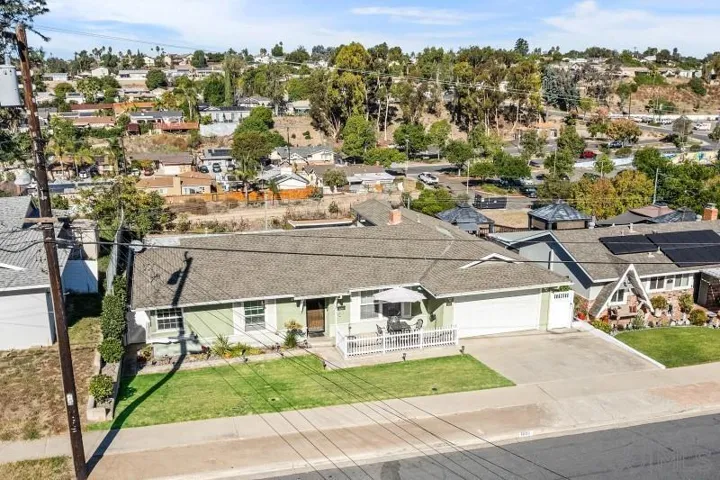 1602 Angelus Ave, Lemon Grove, California 91945