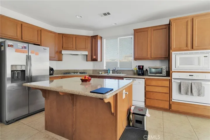13389 Vaccaro Street, Victorville, California 92392