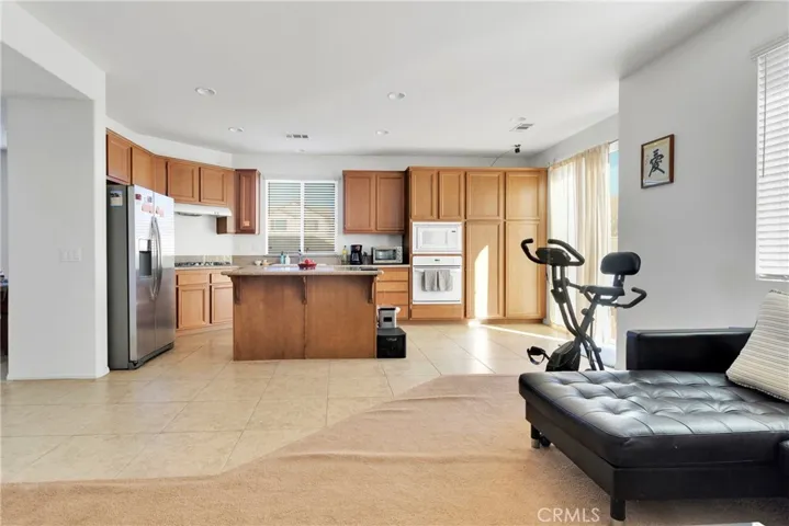 13389 Vaccaro Street, Victorville, California 92392