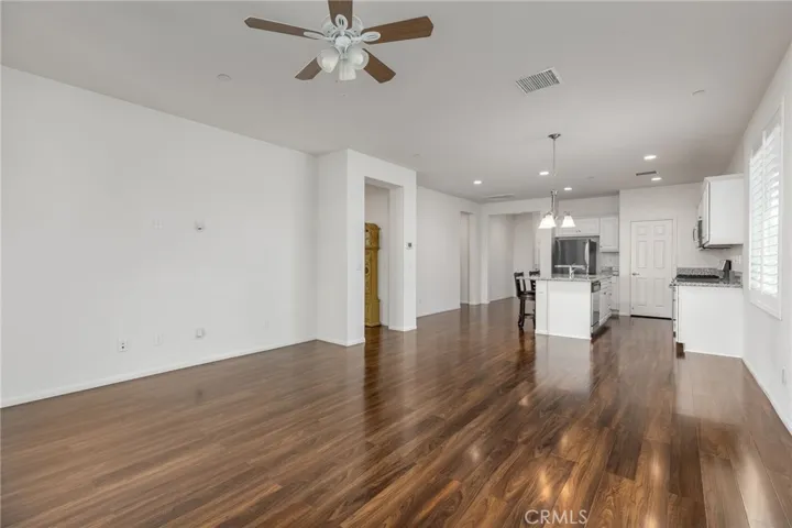 1594 Alissa Flowers, Beaumont, California 92223