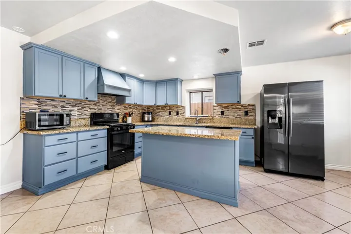 38111 Meadow Wood Street, Palmdale, California 93552