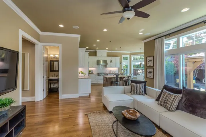 2033 Harmil Way, San Jose, California 95125