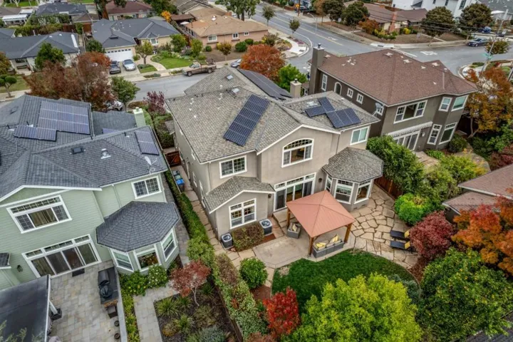 2033 Harmil Way, San Jose, California 95125