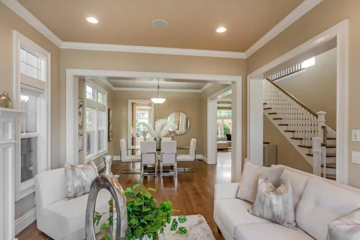 2033 Harmil Way, San Jose, California 95125