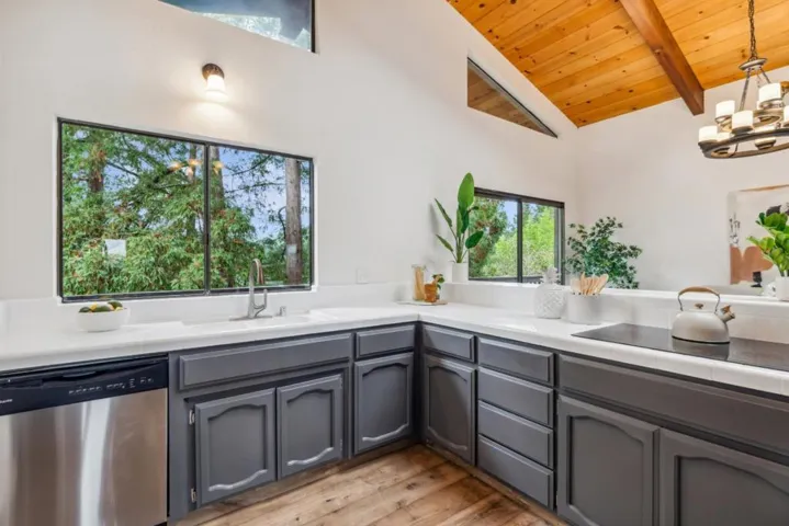 775 Tabor Drive, Scotts Valley, California 95066