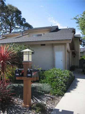1286 Vista Del Lago, San Luis Obispo, California 93405