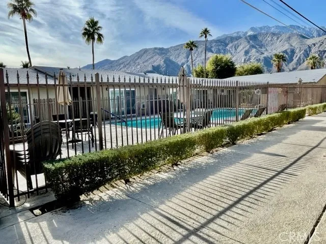 685 E Vista Chino 5, Palm Springs, California 92262