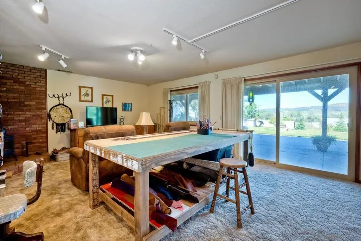 17241 Voorhes Ln, Ramona, California 92065