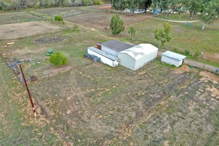 17241 Voorhes Ln, Ramona, California 92065
