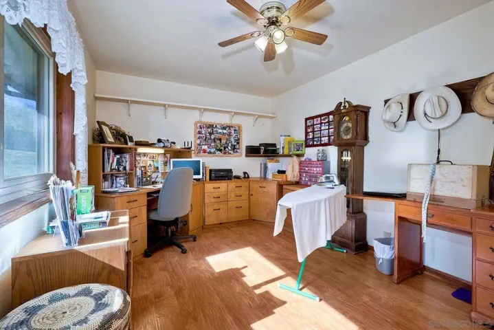 17241 Voorhes Ln, Ramona, California 92065