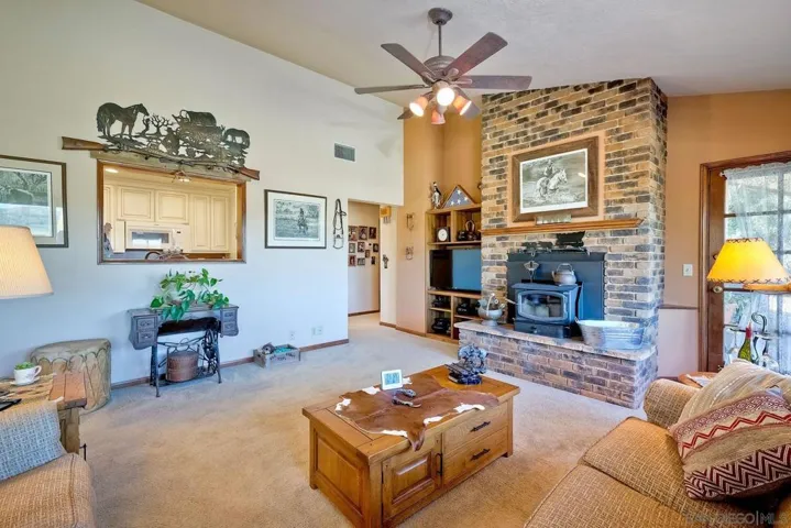 17241 Voorhes Ln, Ramona, California 92065