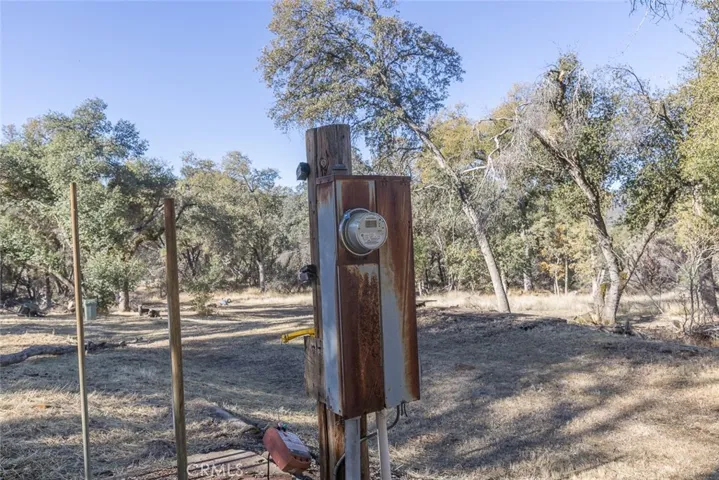4880 Hidden Springs Road, Mariposa, California 95338