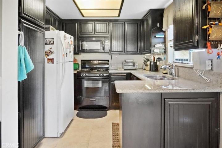 26856 Claudette Street Unit 721, Canyon Country, California 91351