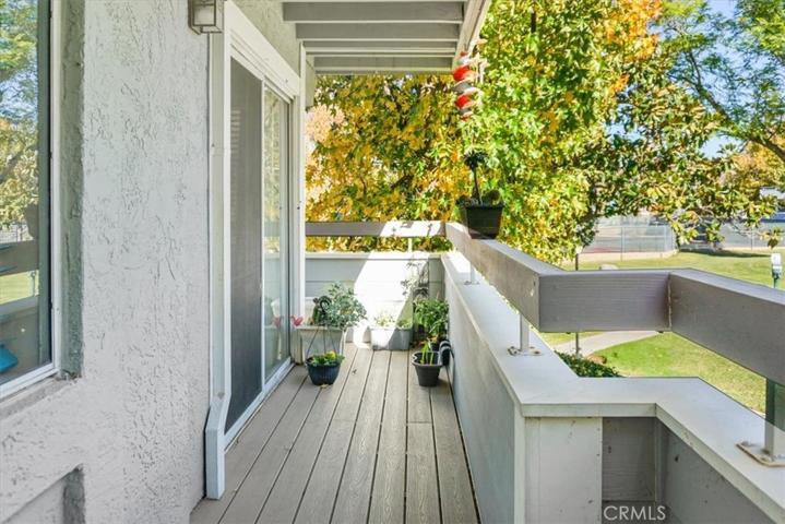 26856 Claudette Street Unit 721, Canyon Country, California 91351